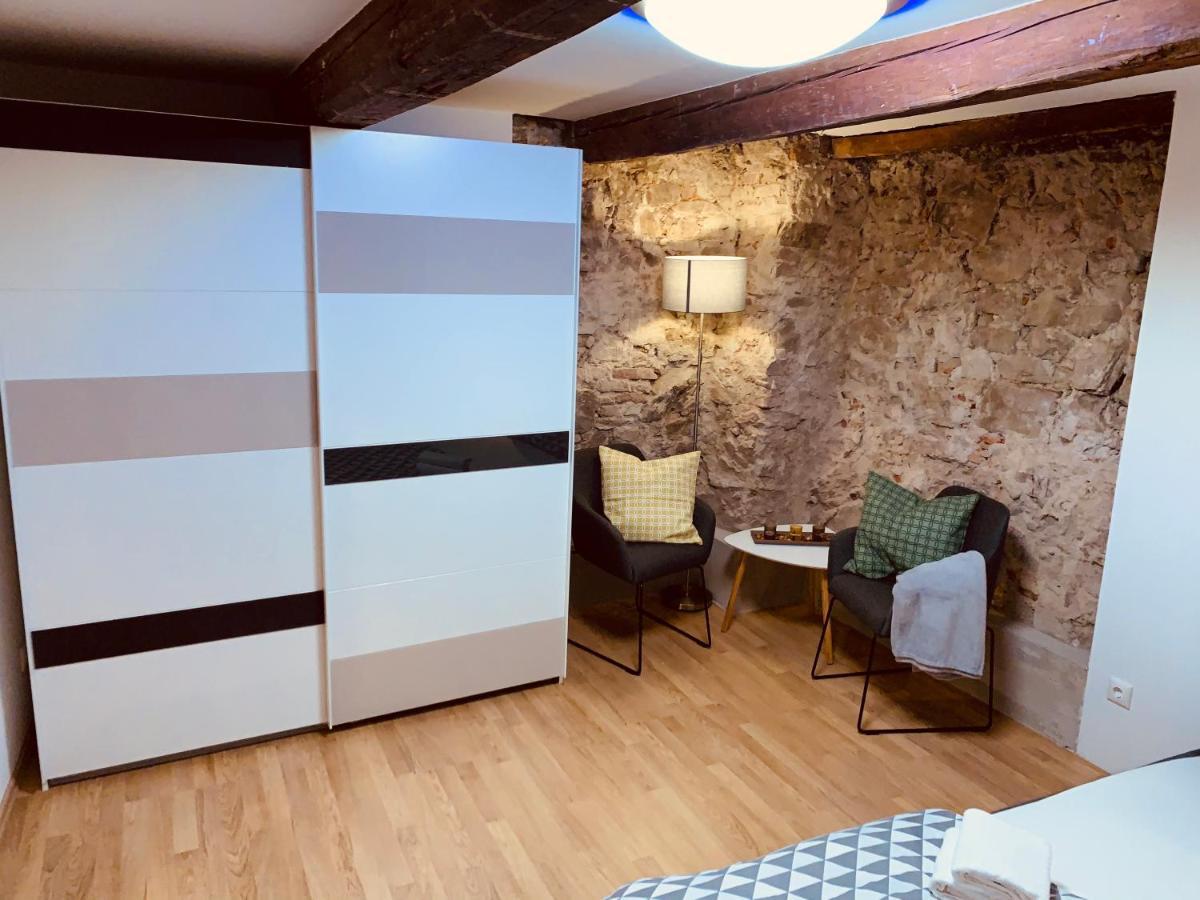 Felix Living 1, Modern & Cozy, Netflix, Smart Tv Apartment