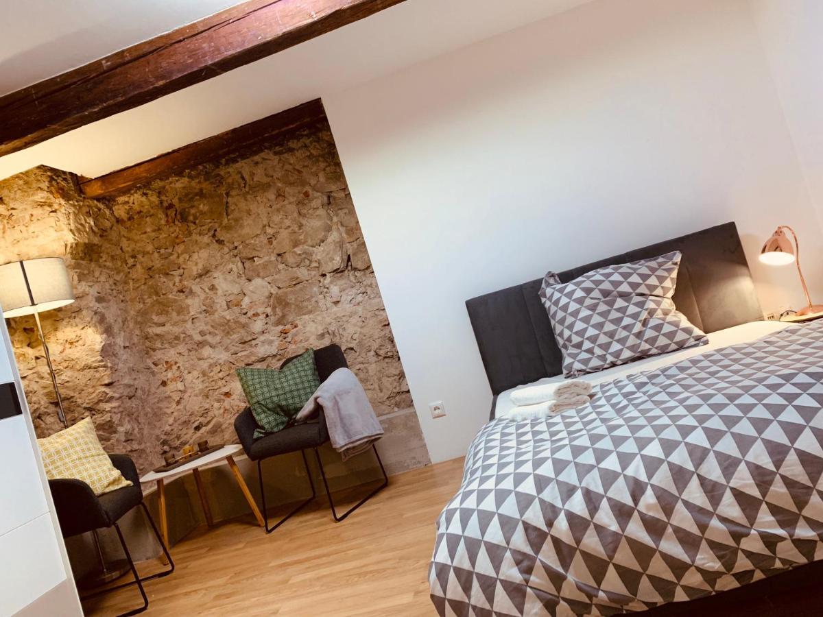 Felix Living 1, Modern & Cozy, Netflix, Smart Tv Passau